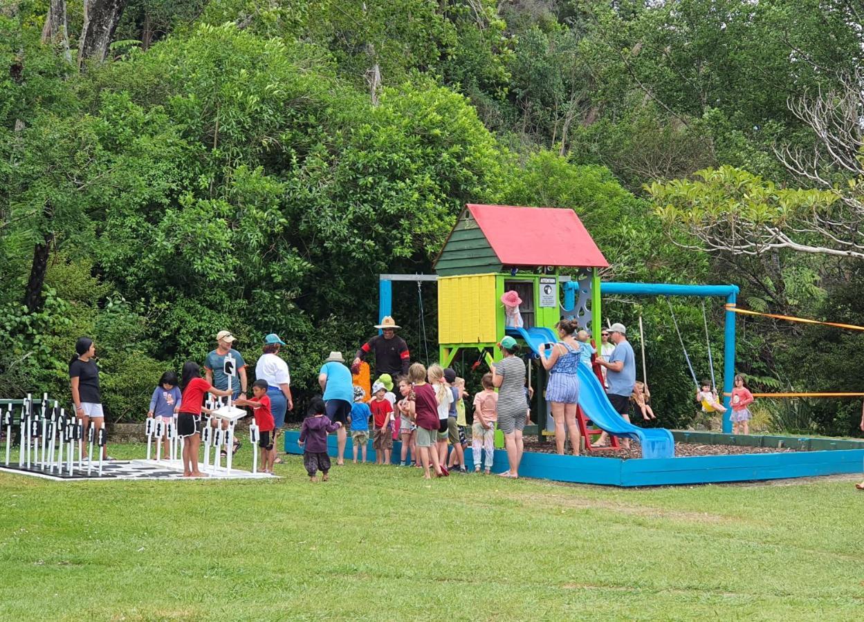 Golden Bay Holiday Park Onekaka Exterior photo